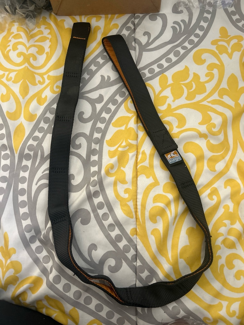 Kurgo Dog Car Seatbelt Loop Tether — Black